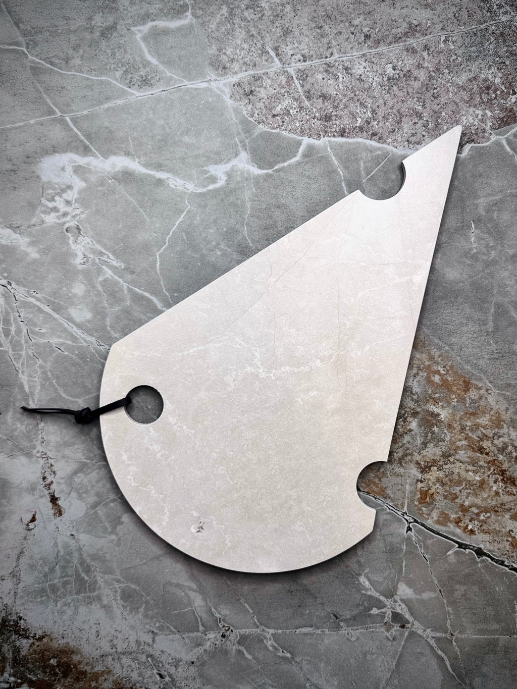 Dudy Design Porselen Amani Peynir Sunum Tahtası | Çizilmez Leke Tutmaz Antibakteriyel | NSF Belgeli (25x40)