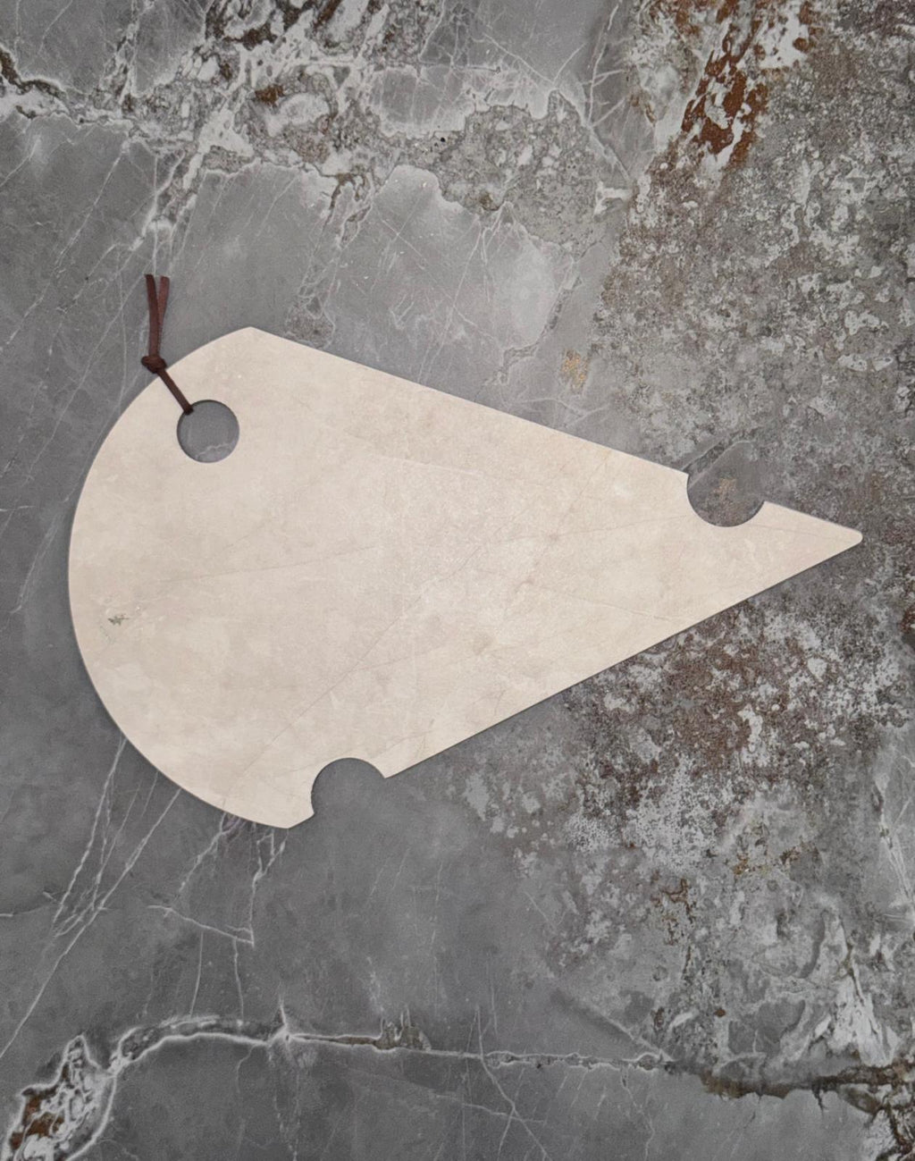 Dudy Design Porselen Amani | Çizilmez Leke Tutmaz Antibakteriyel Şarküteri Sunum Tahtası | NSF Belgeli